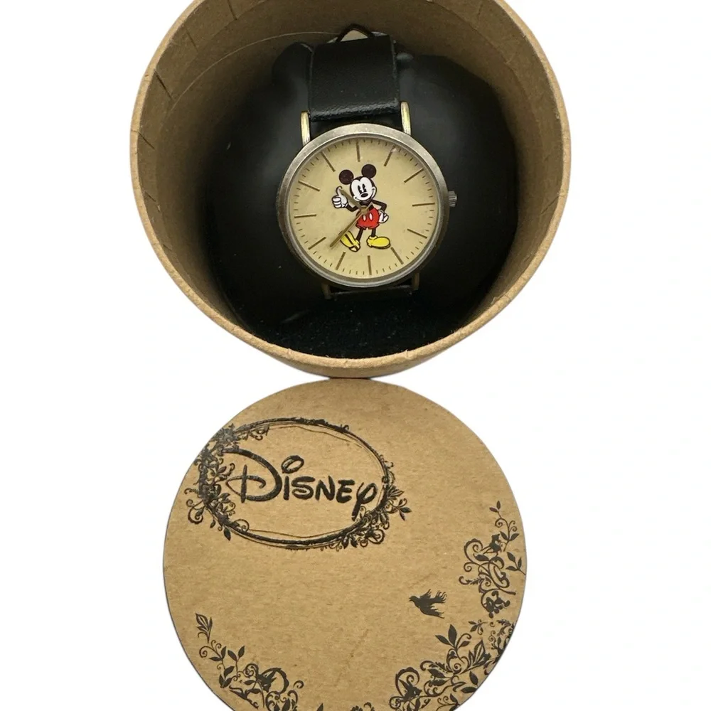 New in Box Unisex Enchanting Disney Mickey Mouse Thumbs Up Quartz WatchTimepiece